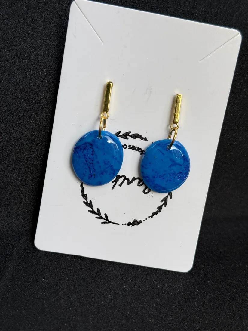 Pendientes artesanales de arcilla, pieza 15