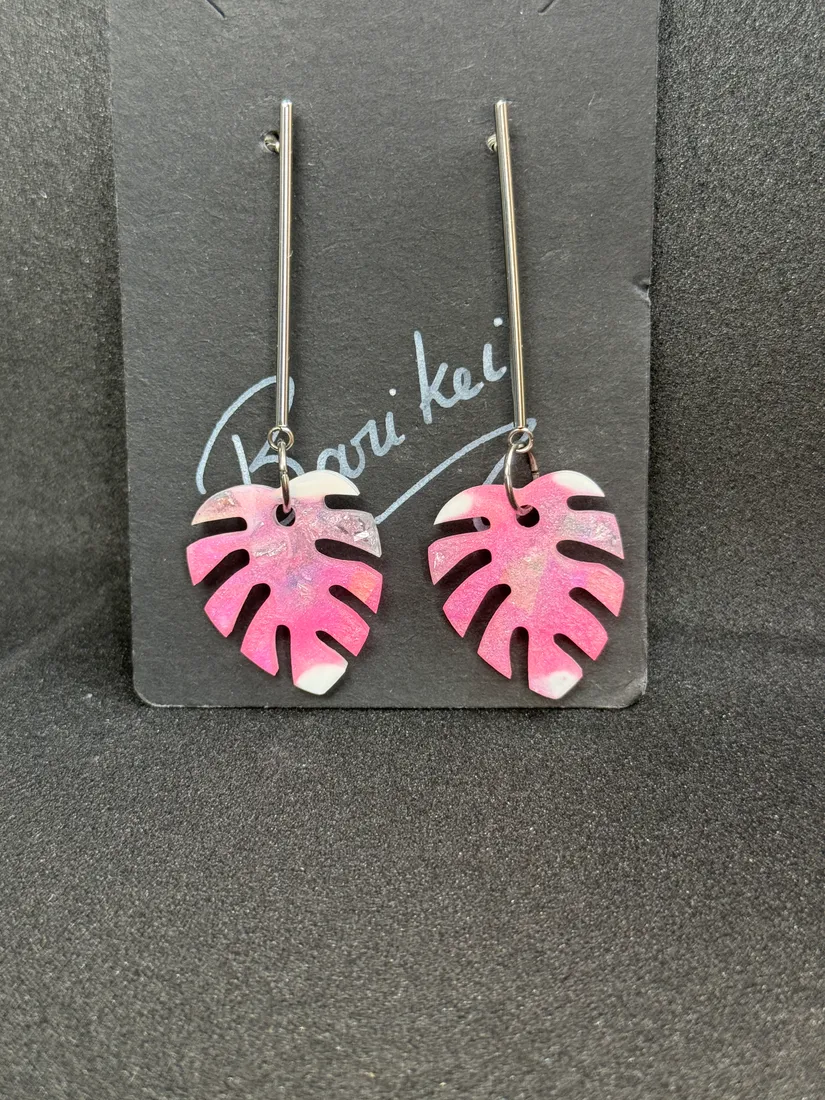 Pendientes artesanales de arcilla, pieza 16